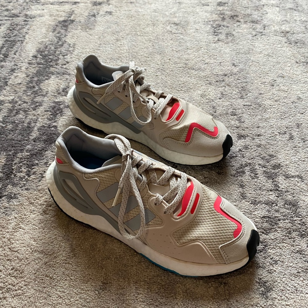 Adidas tennis shoes